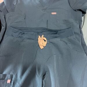 FIGS Women's green Pants